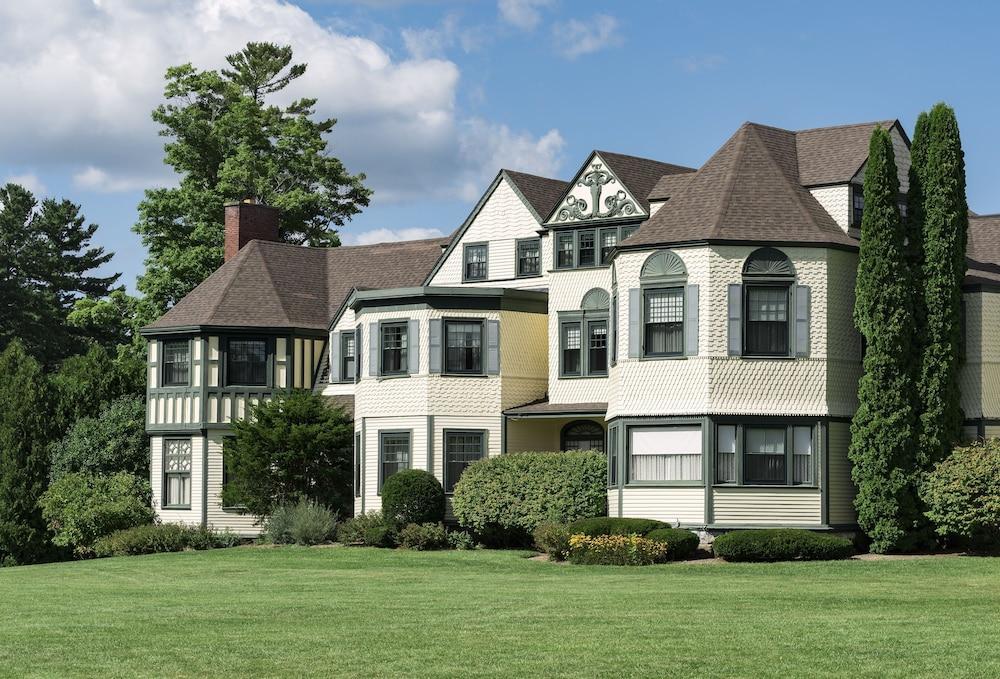 Cranwell Spa And Golf Resort (Adults Only) Lenox Exterior foto