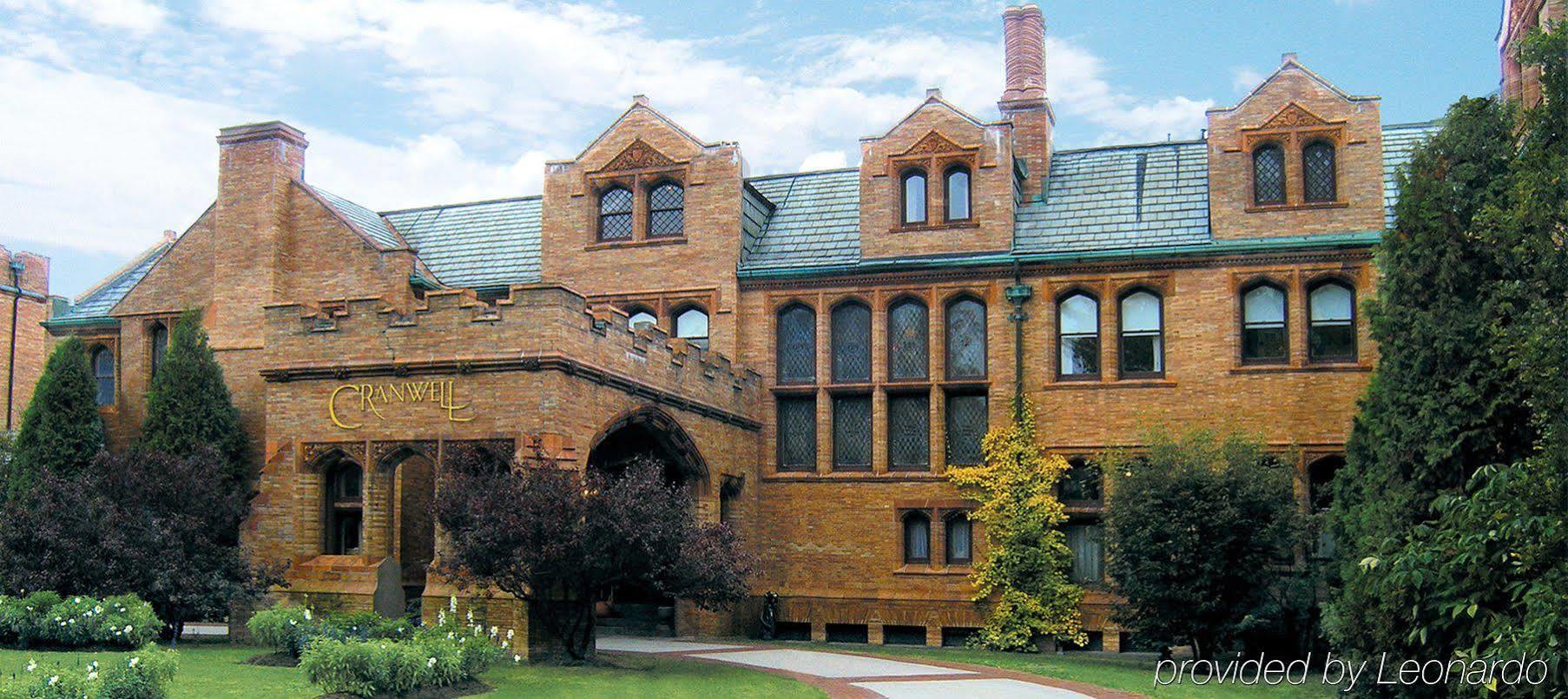 Cranwell Spa And Golf Resort (Adults Only) Lenox Exterior foto