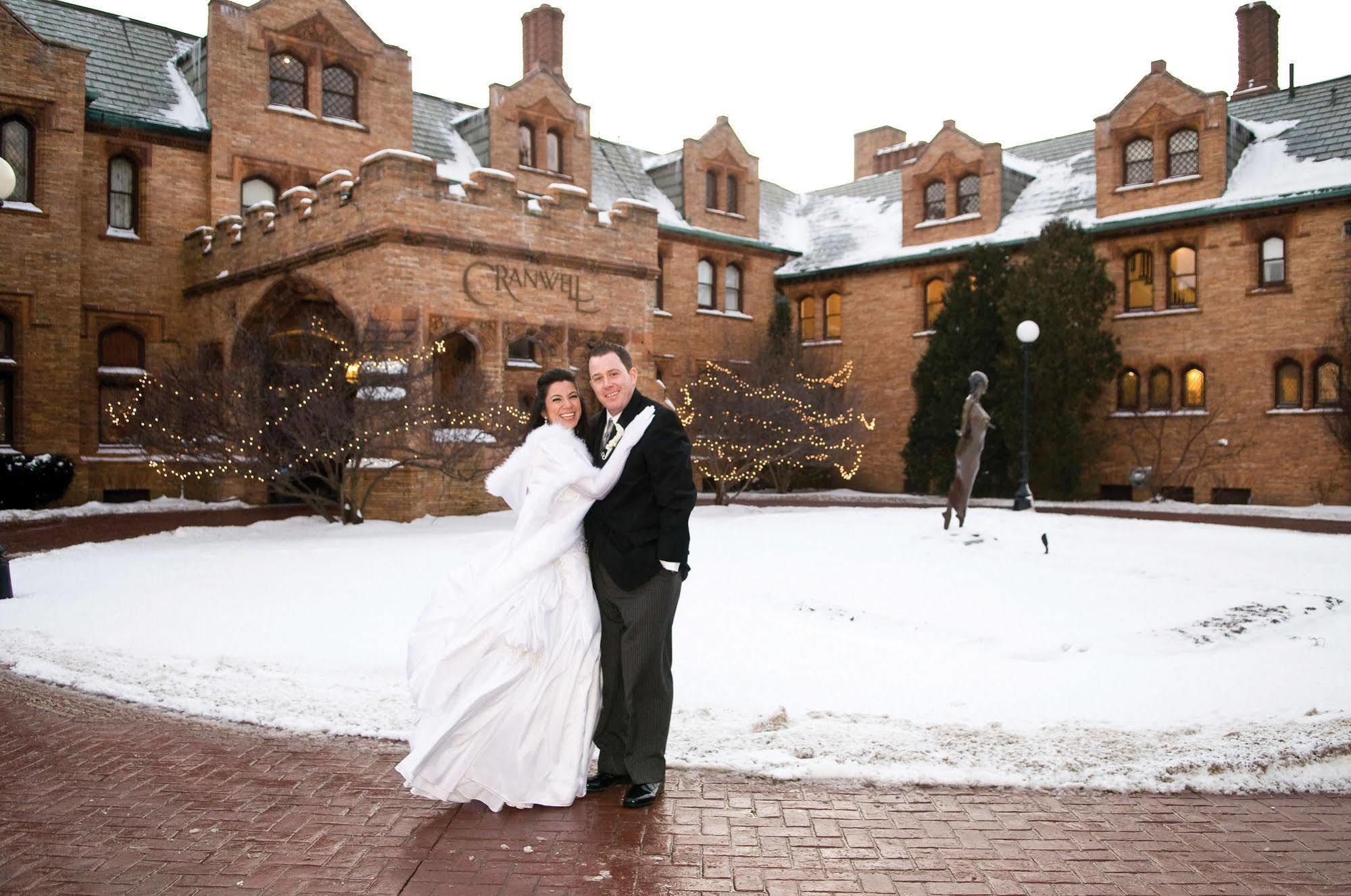 Cranwell Spa And Golf Resort (Adults Only) Lenox Exterior foto